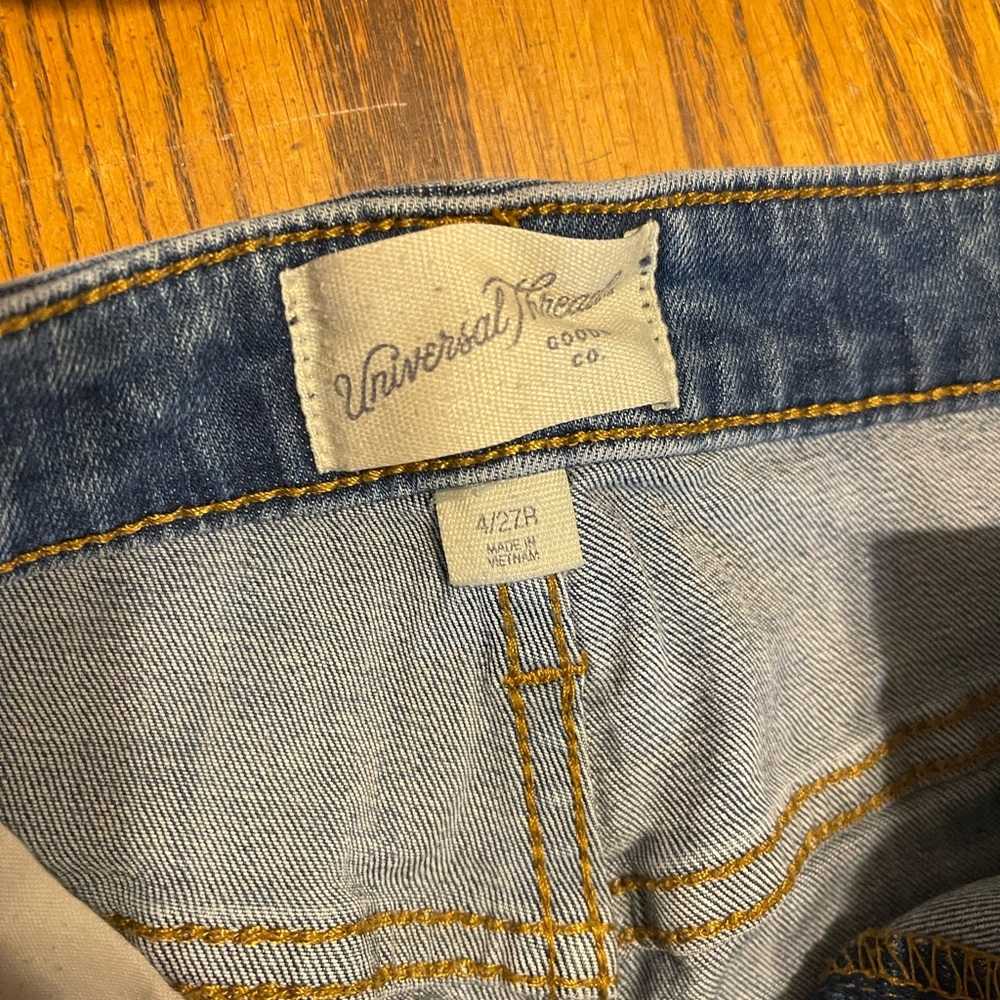 Women’s Skinny Jeans - Picture 3 of 3